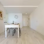 Malagasuite Living Coast Апартаменти