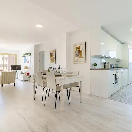 شقة Malagasuite Living Coast