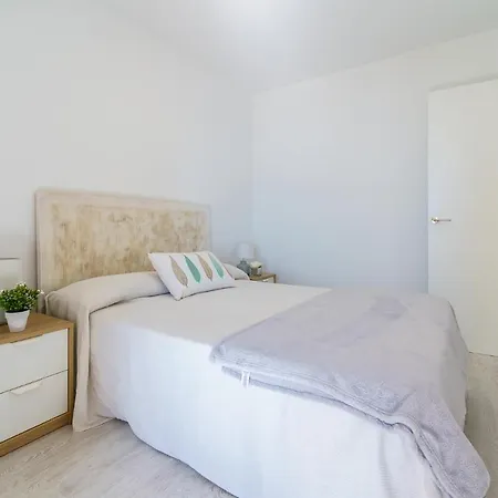 Malagasuite Living Coast شقة فوينخيرولا